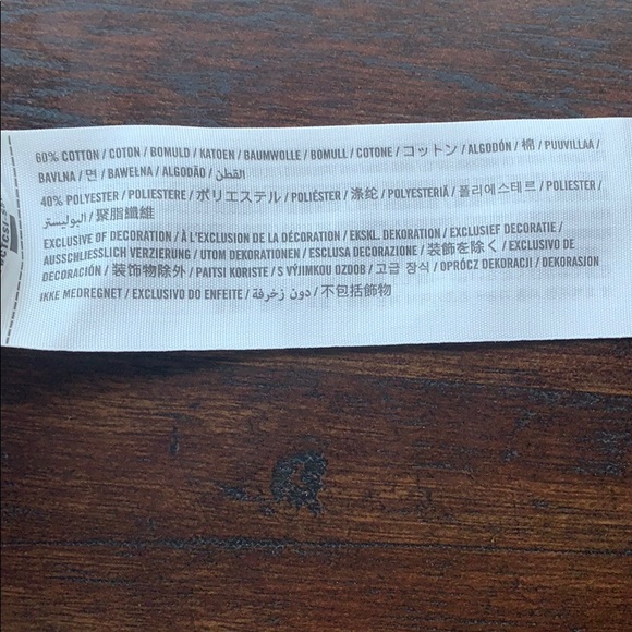 Abercrombie and Fitch Cropped Sweater - Picture 6 of 6